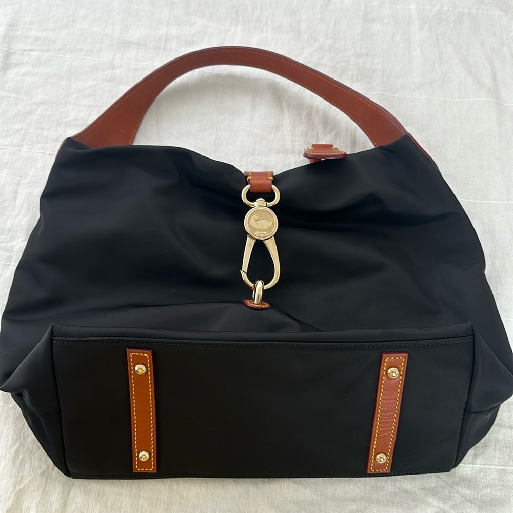 Dooney & Bourke bag